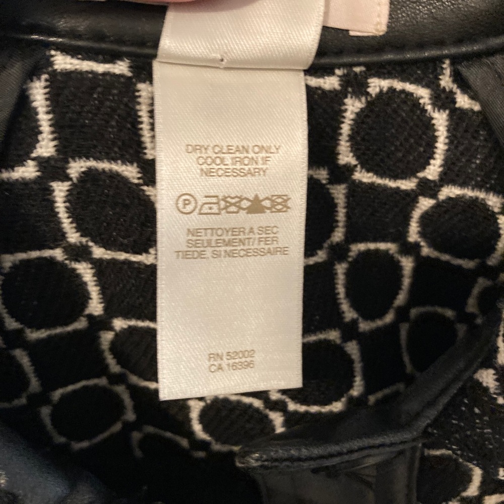 Jacket - Picture 10 of 10